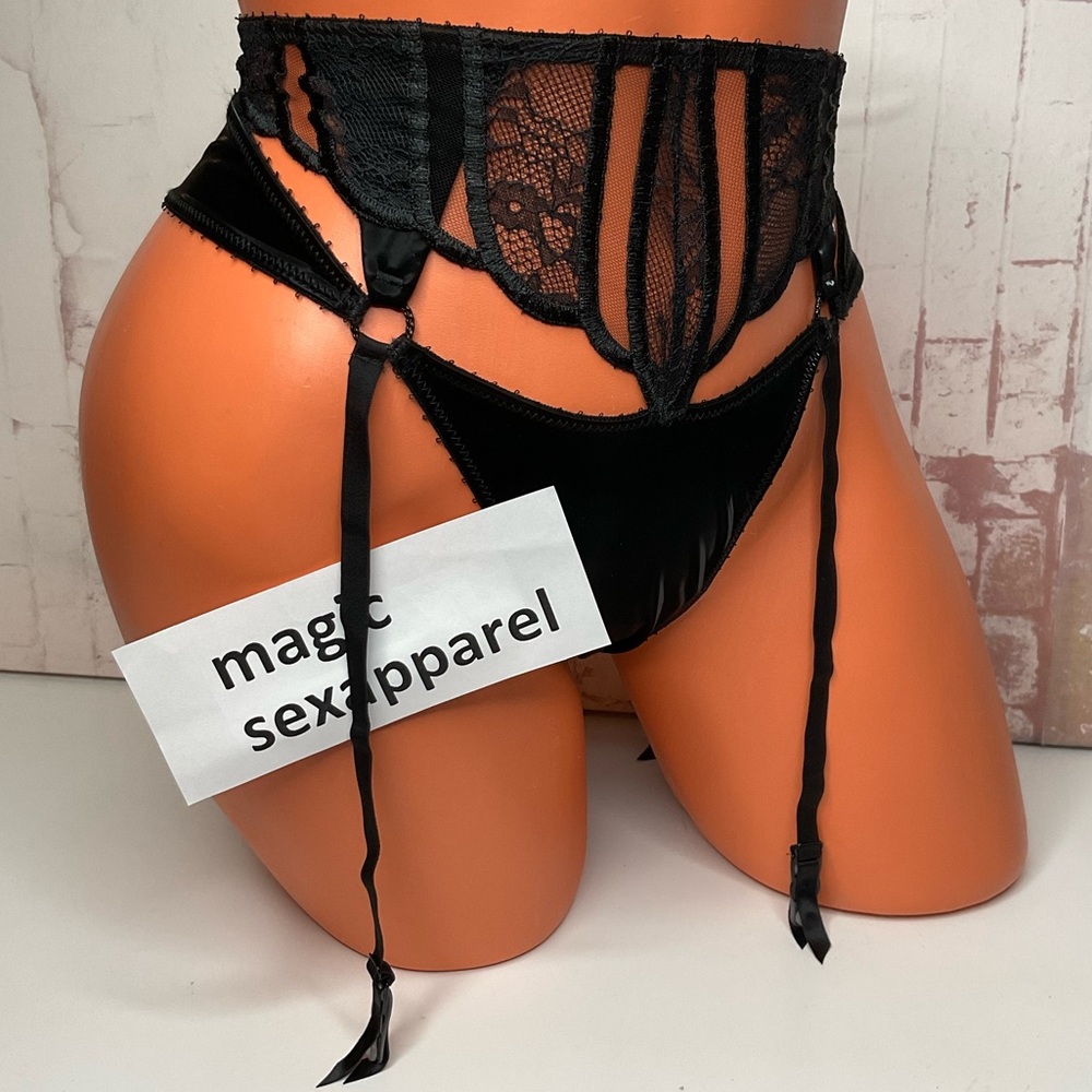 VS 2 IN 1 XS S M L XL FAUX LEATHER EMBROIDERY GARTER BELT PANTY CUT OUT HIGH LEG